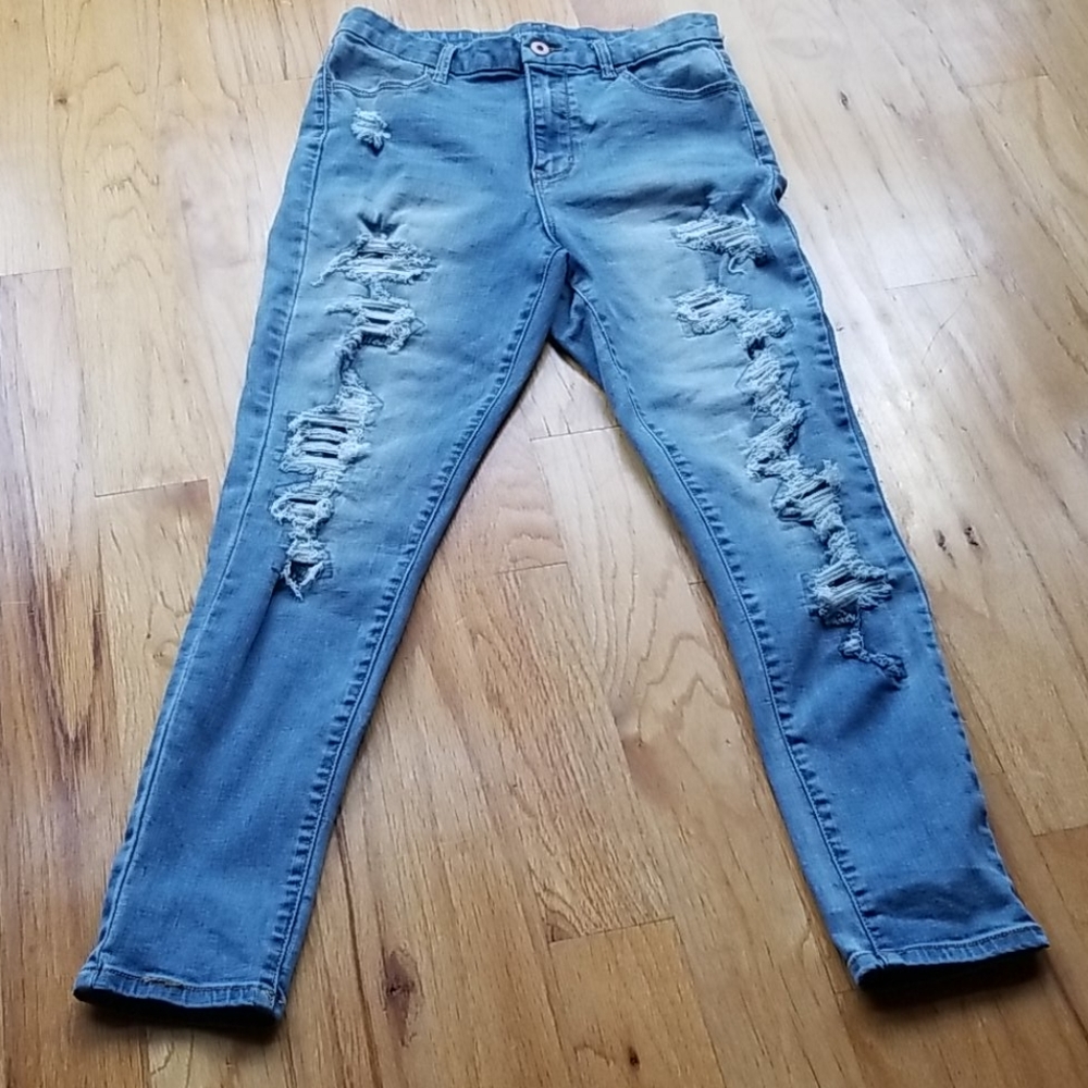 Jeans - Distressed Junior Size 13